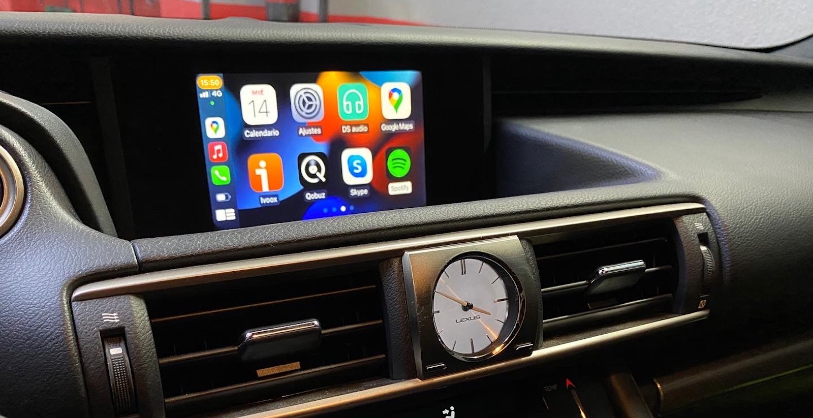 Pantalla táctil Lexus con Carplay/Android Auto instalación - Madrid Audio